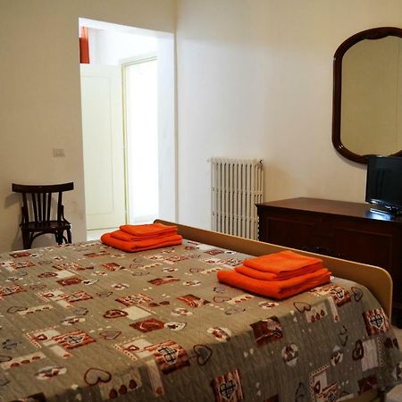 Bed and Breakfast I Due Tesori Сан-Чезаріо-ді-Лечче Екстер'єр фото