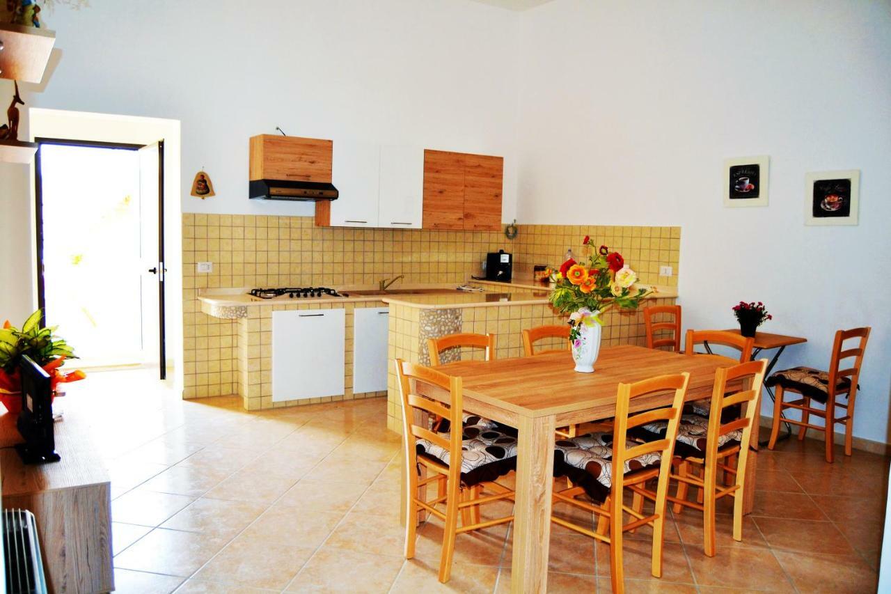 Bed and Breakfast I Due Tesori Сан-Чезаріо-ді-Лечче Екстер'єр фото
